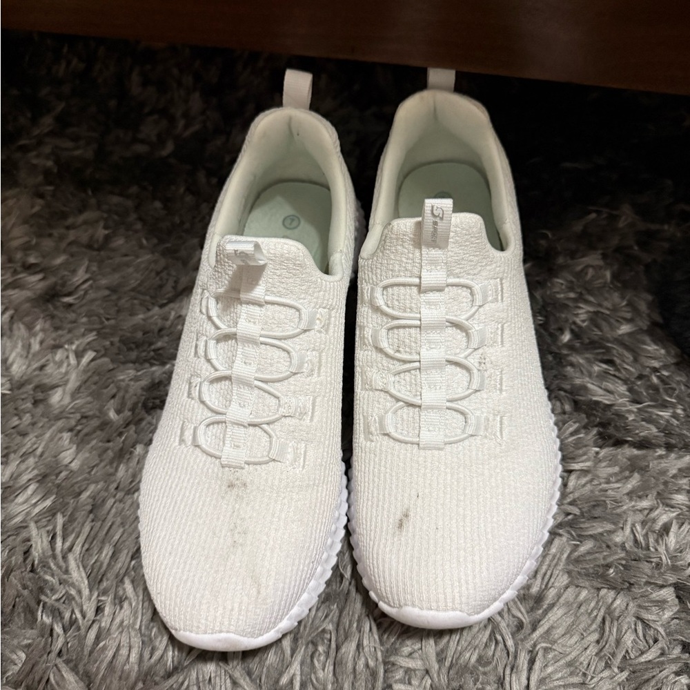 Skechers White Sneakers Modern Knit Design